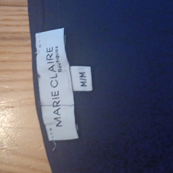 Cold shoulder top - Picture 4 of 4